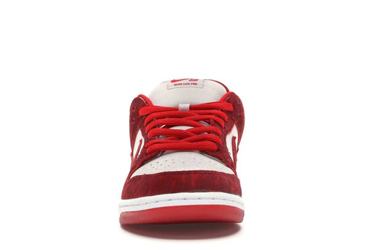 Nike SB Dunk Low Valentine's Day (2014) - Sneakers - Jawns on Fire Sneakers & Shoes