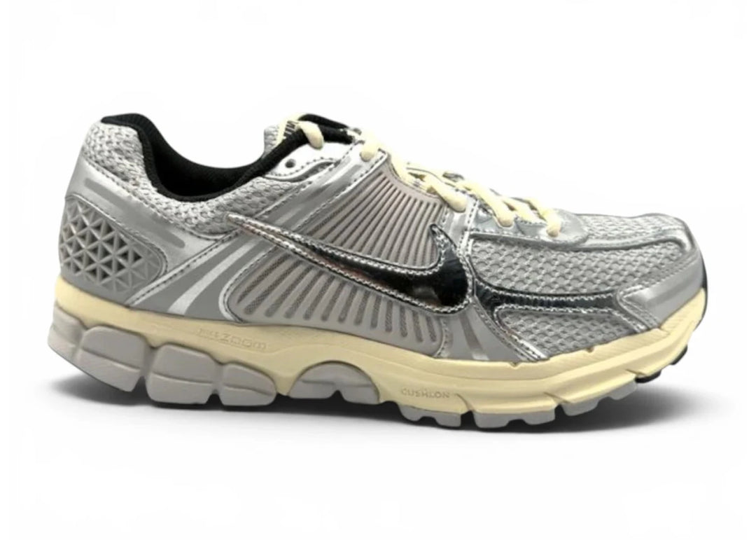 Nike Zoom Vomero 5 Grey Fog Chrome - Sneakers - Jawns on Fire Sneakers & Shoes
