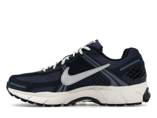 Nike Zoom Vomero 5 SE Blue Void Midnight Navy - Sneakers - Jawns on Fire Sneakers & Shoes