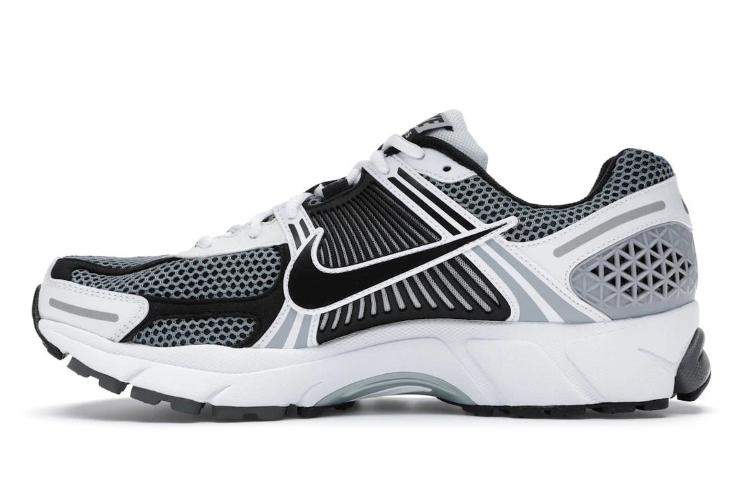 Nike Zoom Vomero 5 SE SP Dark Grey Black White - Sneakers - Jawns on Fire Sneakers & Shoes
