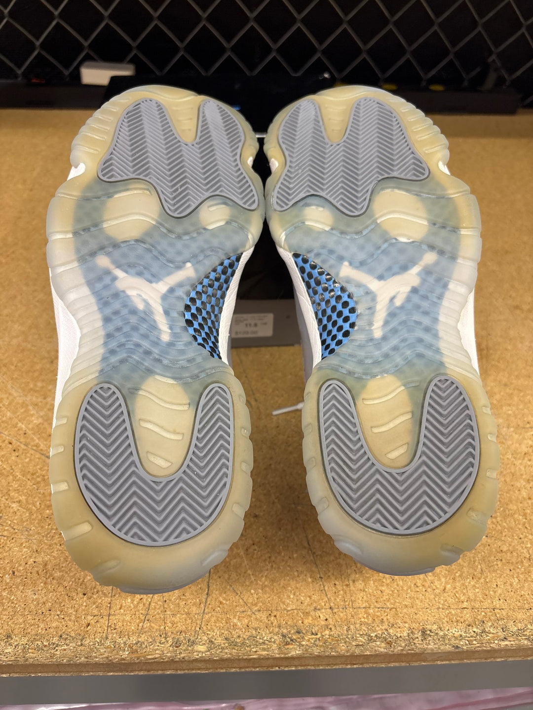Jordan 11 Low Cement Grey Men 11.5 Used