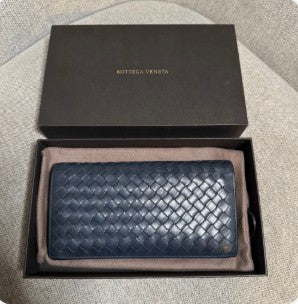 Bottega Veneta Intrecciato Long Bifold Wallet (Full Set)
