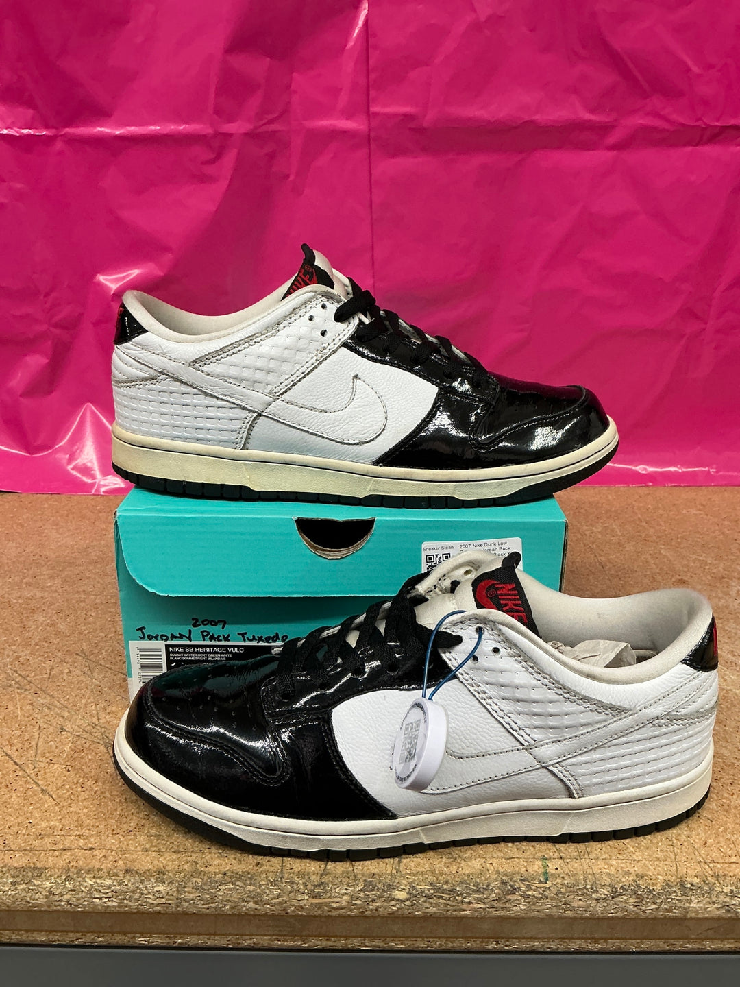 2007 Nike Dunk Low Premium Jordan Pack Tuxedo White Black Xi