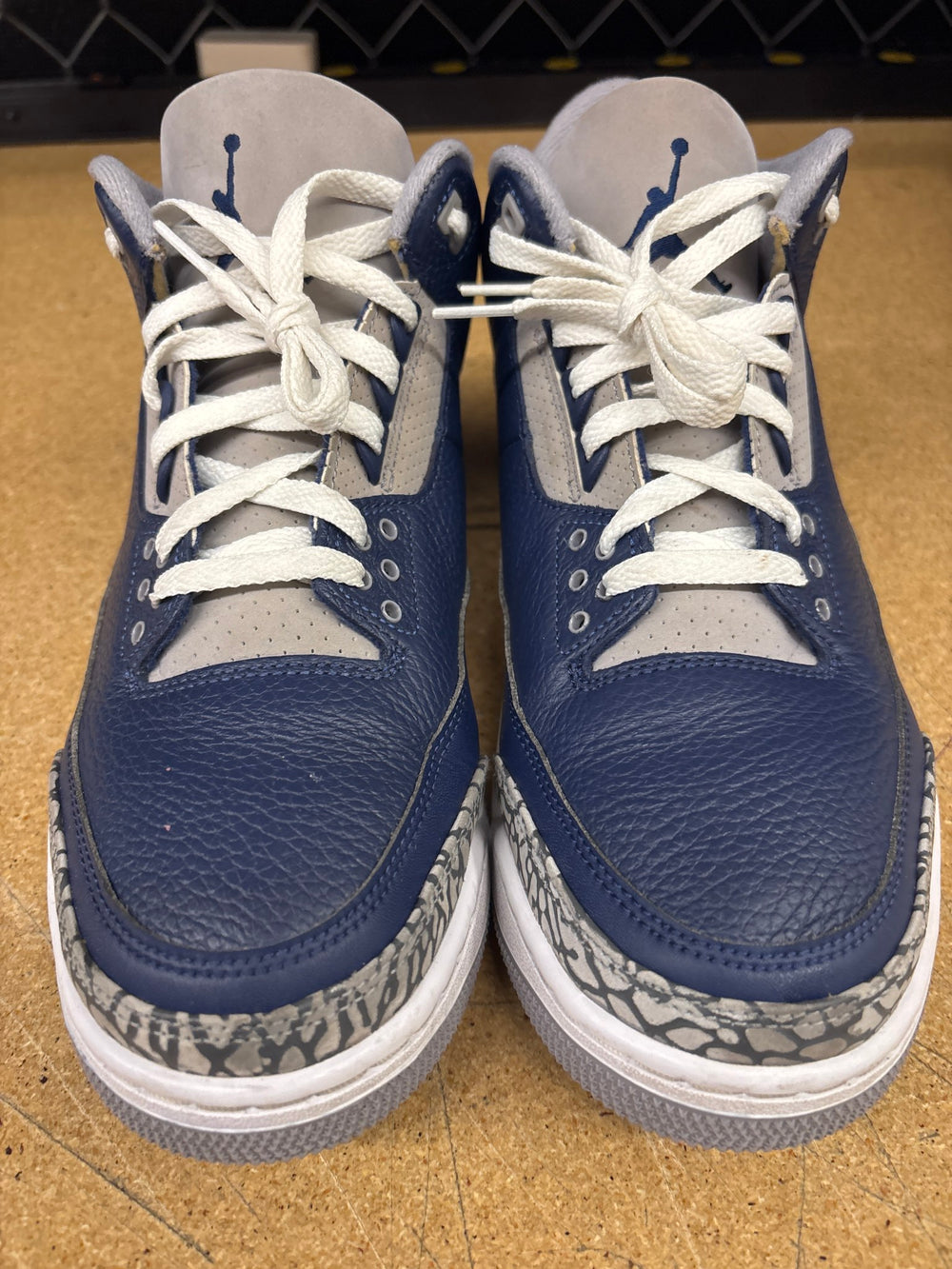 Jordan 3 Georgetown Men 11 Used