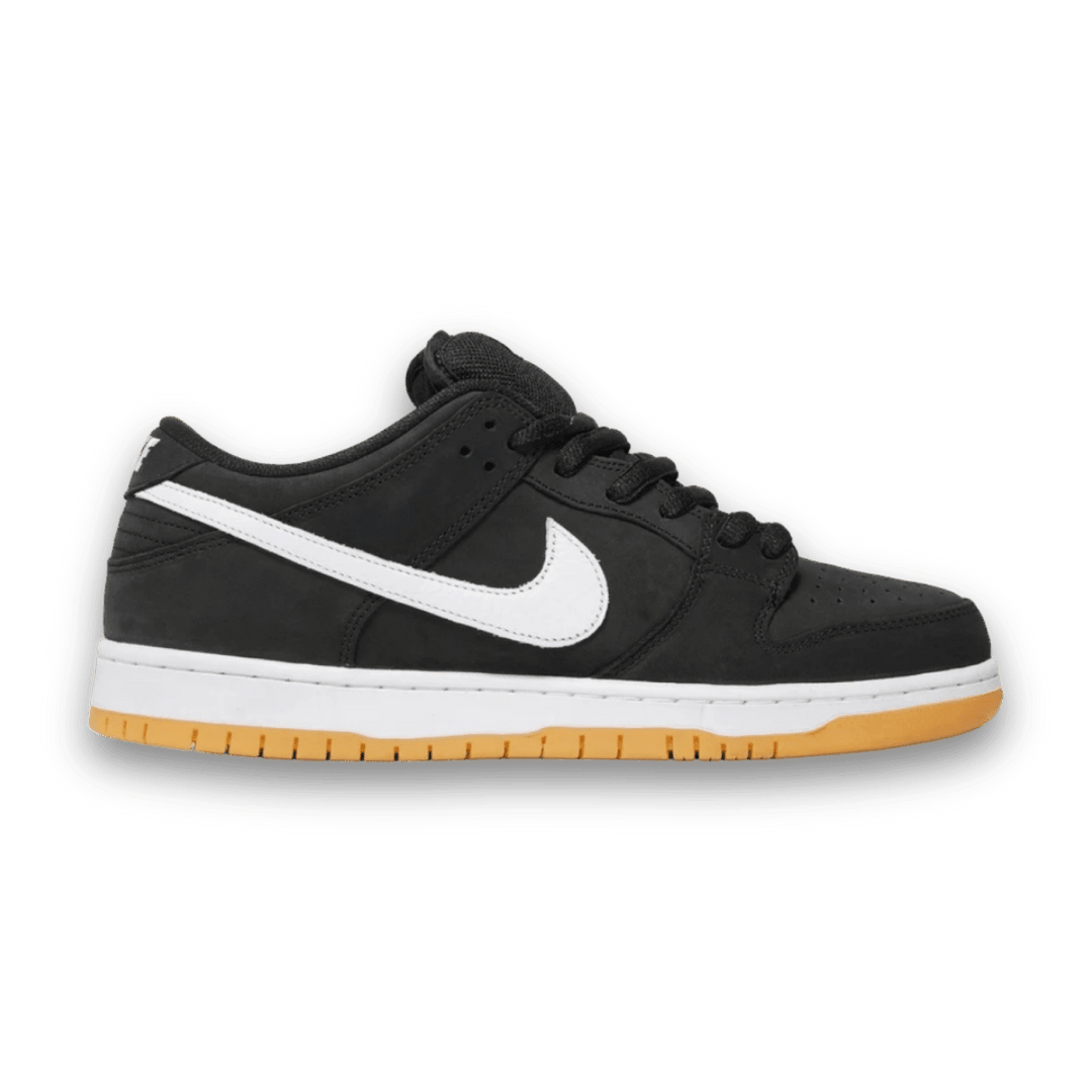 SB Dunk Low &