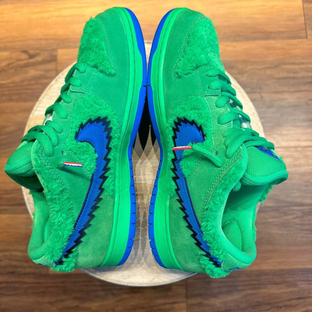 SB Dunk Low Grateful Dead Bears Green - Sneakers - Jawns on Fire Sneakers & Shoes