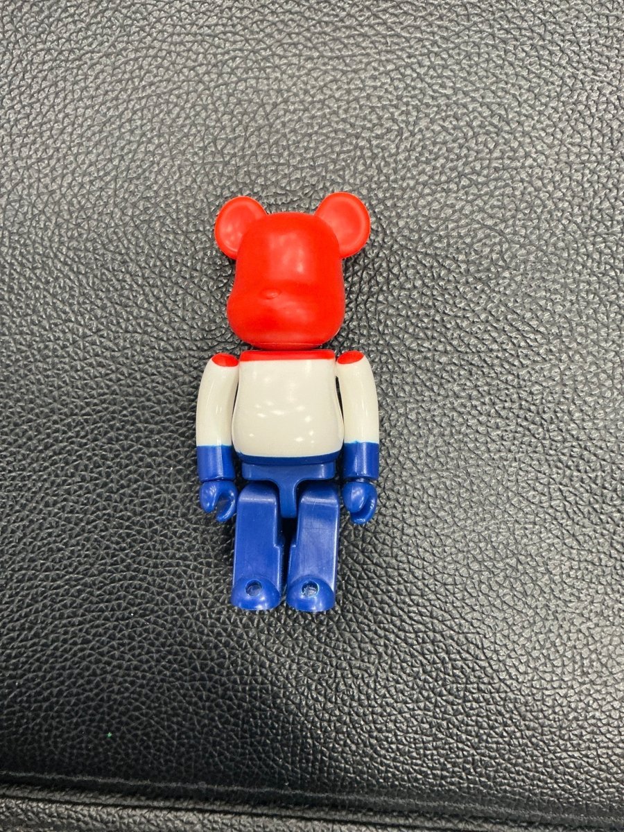 Toy BE@RBRICK 100% Dutch Flag Series - Designer Toy - Jawns on Fire Sneakers & Shoes