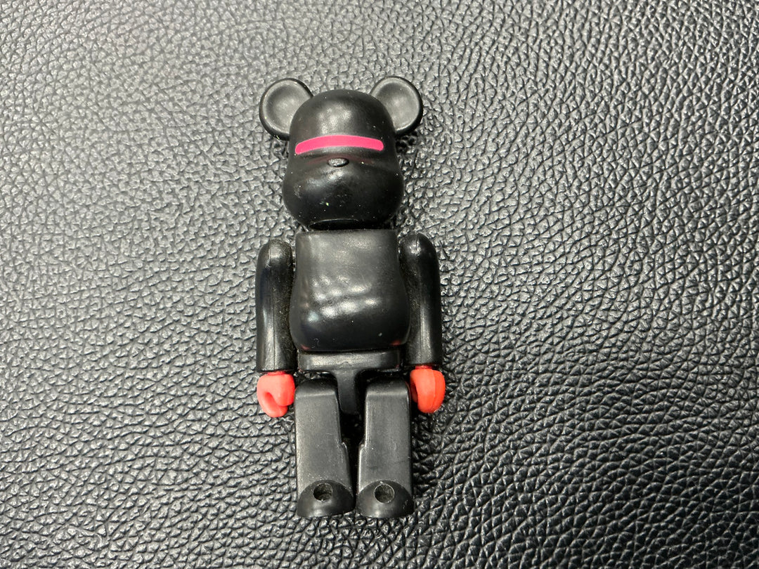 Bearbrick Series 2 SF Sci-Fi Invader 100%