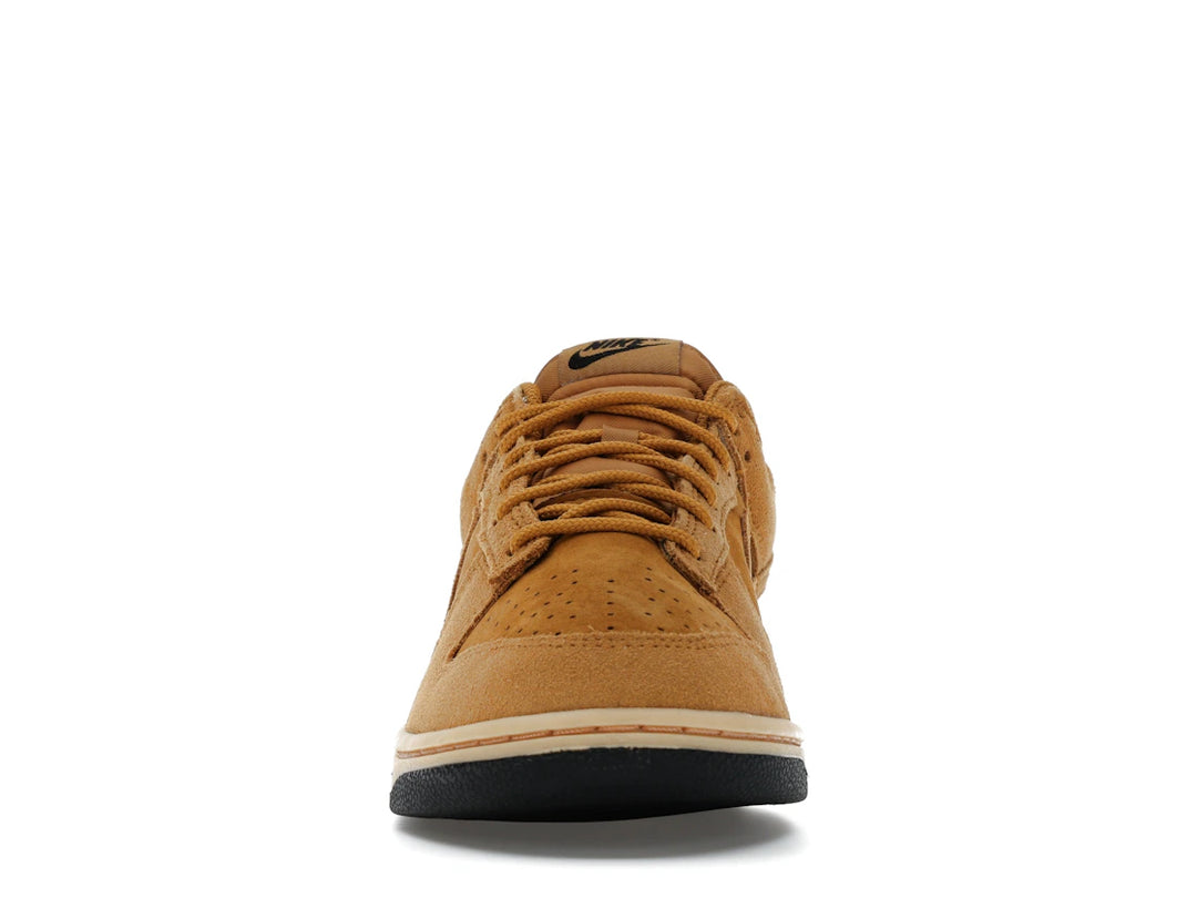 Nike Dunk Low Wheat (Men 8) New