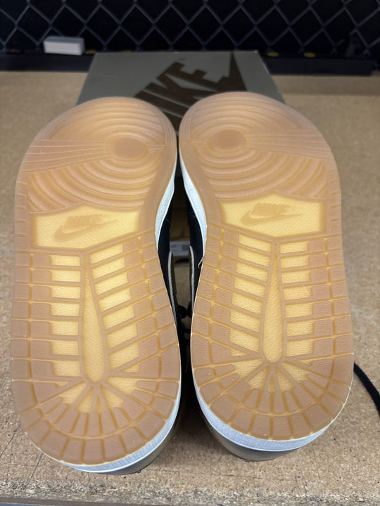 Jordan 1 High Og Gold Black (Men 11) Used