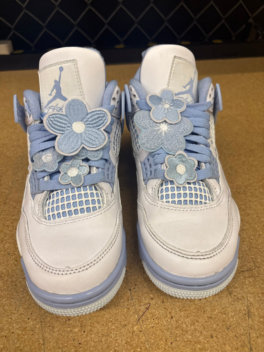 Jordan 4 Forget Me Not (Women 5) Used