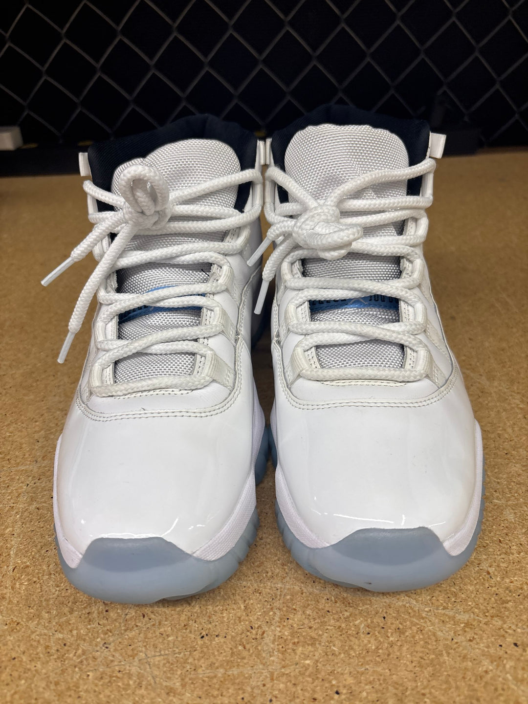 Jordan 11 Retro Legend Blue (2024) (Men 9) Used - No Box