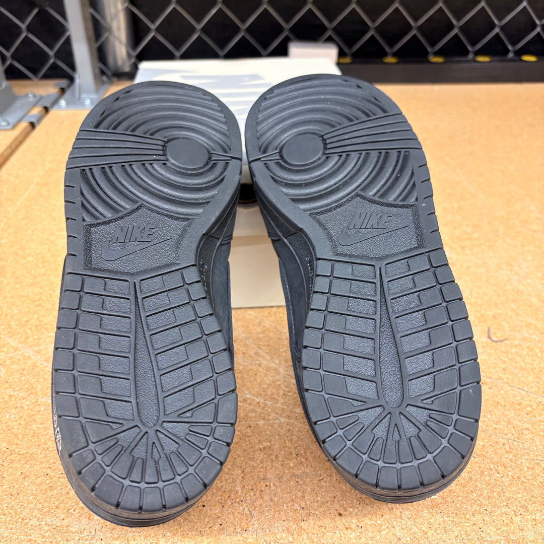 Nike SB Dunk Low Supreme 94 Black (Men 11) Used