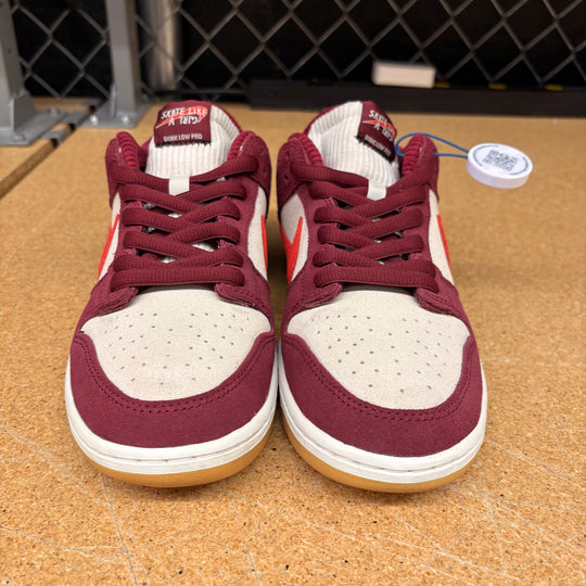 Nike SB Dunk Low Skate Like a Girl (Men 9.5) Used
