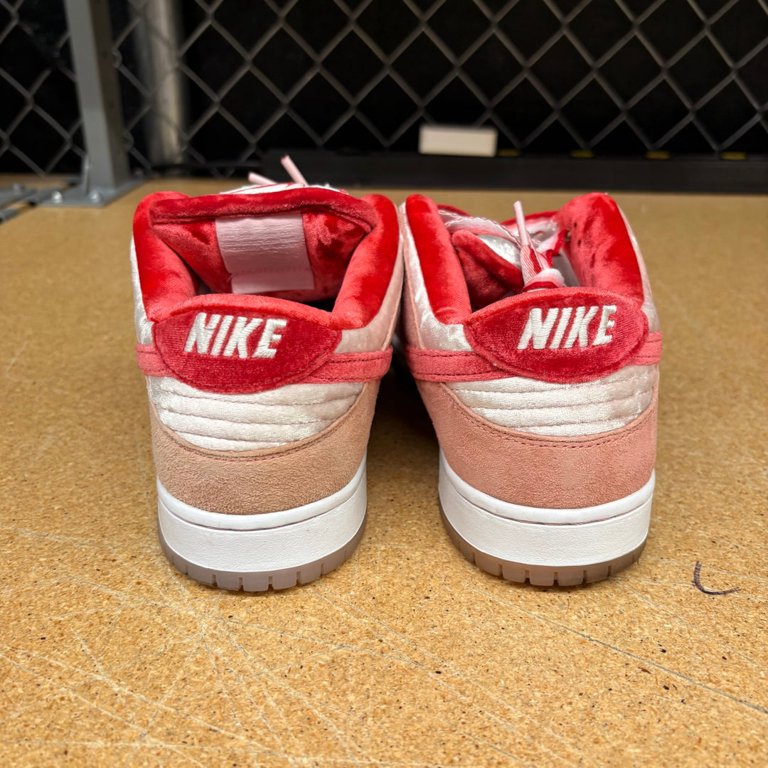 Nike SB Dunk Low StrangeLove Skateboards (Men 9.5) Used
