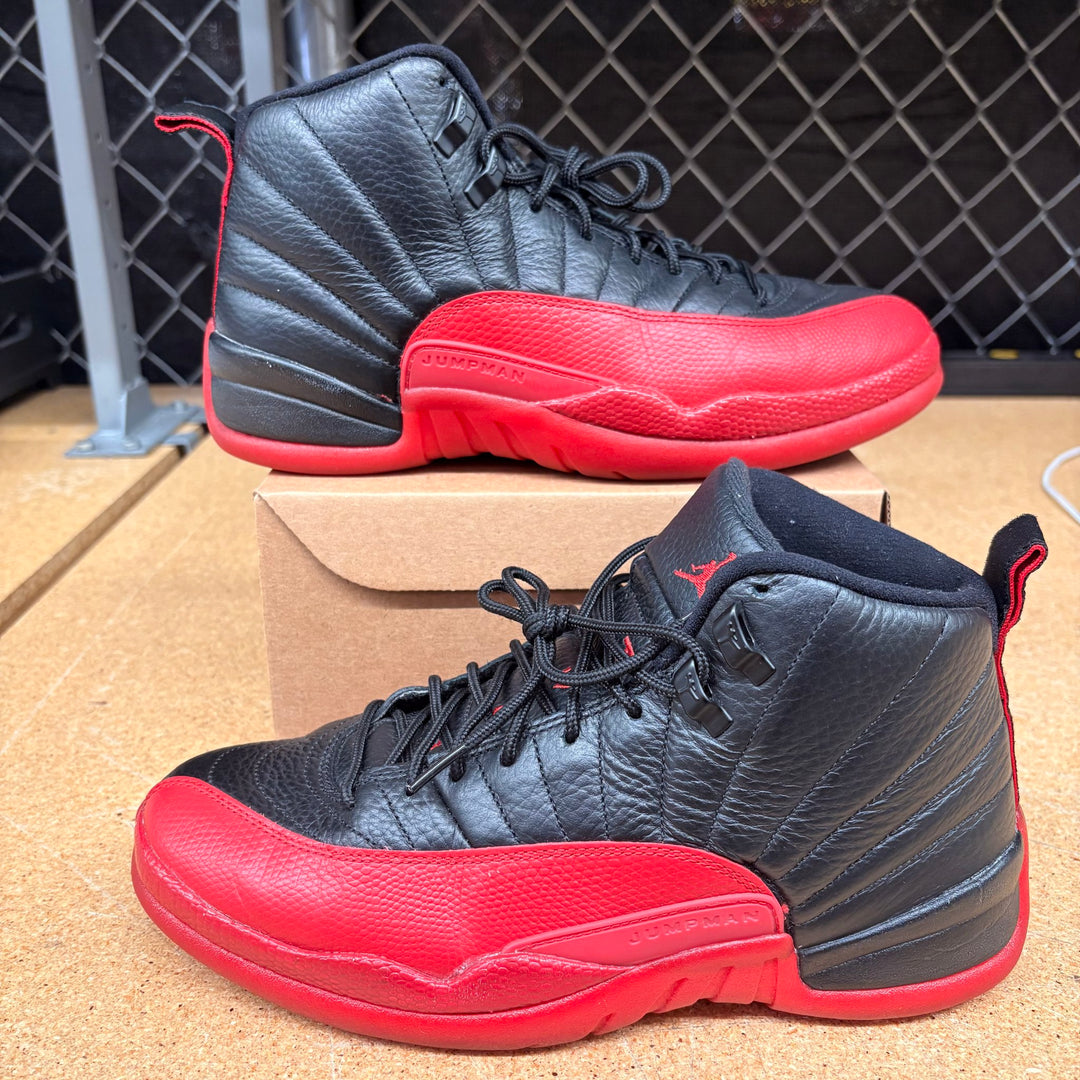 Air Jordan 12 Retro &