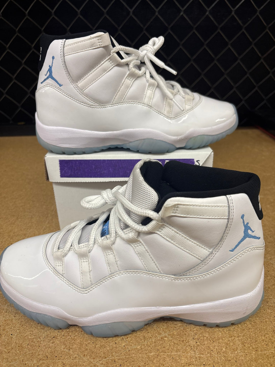 Jordan 11 Retro Legend Blue (2024) (Men 9) Used - No Box
