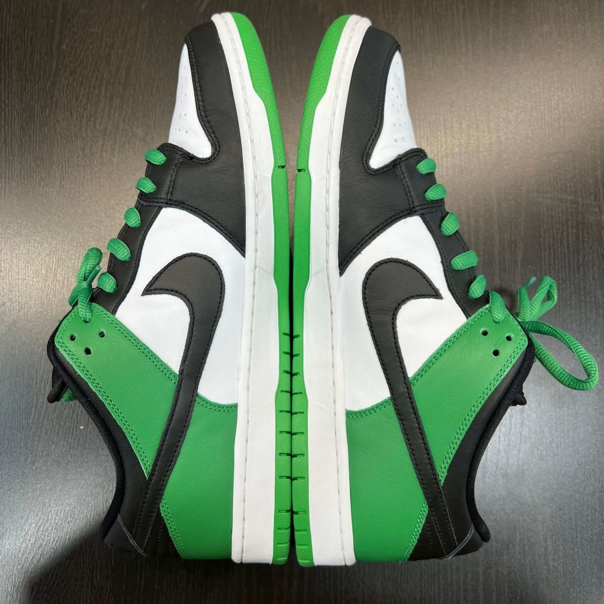 Dunk Low Pro SB 'Classic Green' - Gently Enjoyed (Used) Men 13 - Low Sneaker - Jawns on Fire Sneakers & Streetwear