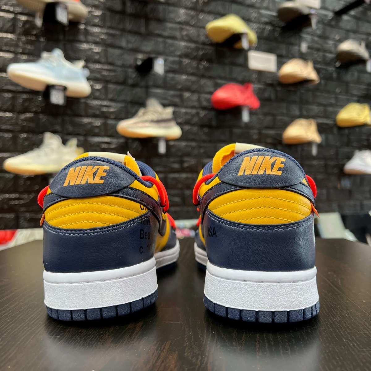 Off-White x Dunk Low 'University Gold' - Gently Enjoyed (Used) Men 10.5 - Low Sneaker - Dunks - Jawns on Fire