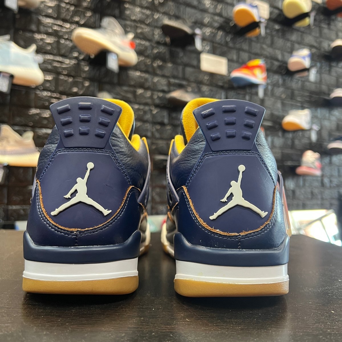 Air Jordan 4 Retro 'Dunk From Above' - Gently Enjoyed (Used) Men 11 - Rep Box - Mid Sneaker - Jordan - Jawns on Fire - sneakers