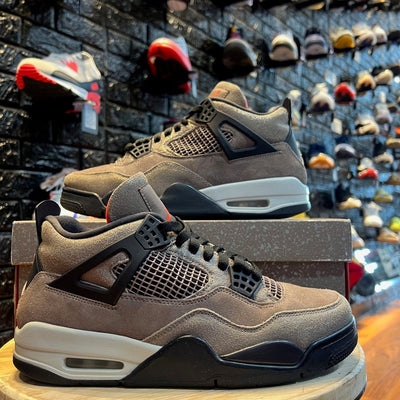 Jordan 4 Retro Taupe Haze - Gently Enjoyed (Used) Men 9 - Mid Sneaker - Jawns on Fire Sneakers & Streetwear