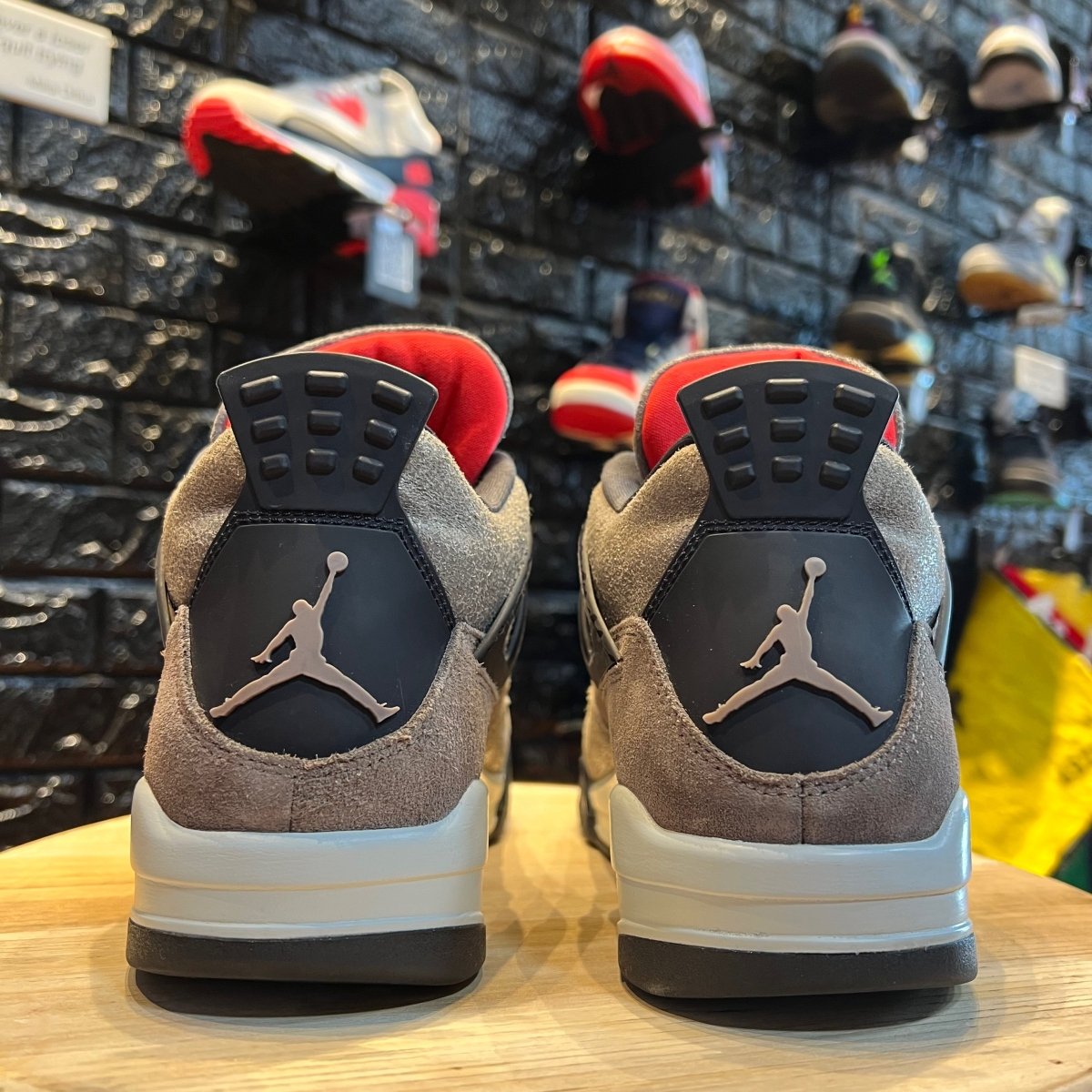Jordan 4 Retro Taupe Haze - Gently Enjoyed (Used) Men 9 - Mid Sneaker - Jawns on Fire Sneakers & Streetwear