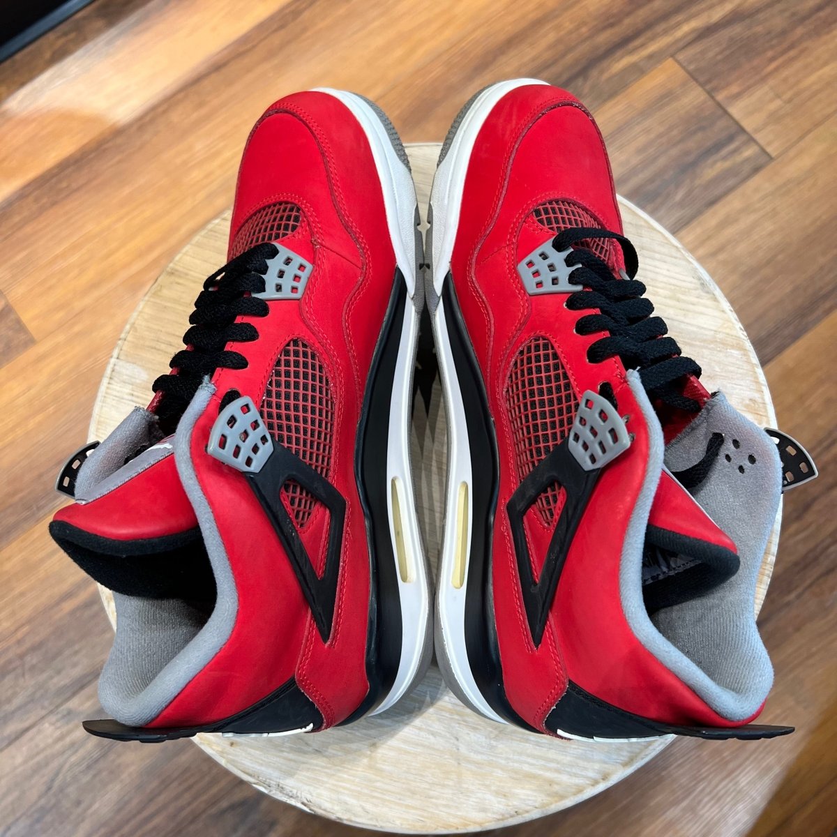 Jordan 4 Retro Toro Bravo - Gently Enjoyed (Used) Men 9.5 (Rep Box) - Mid Sneaker - Jordan - Jawns on Fire - sneakers