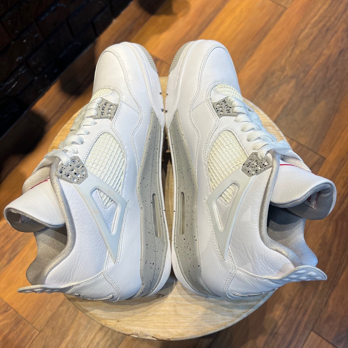 Jordan 4 Retro White Oreo (2021) - Gently Enjoyed (Used) Men 11 - Mid Sneaker - Jawns on Fire Sneakers & Streetwear