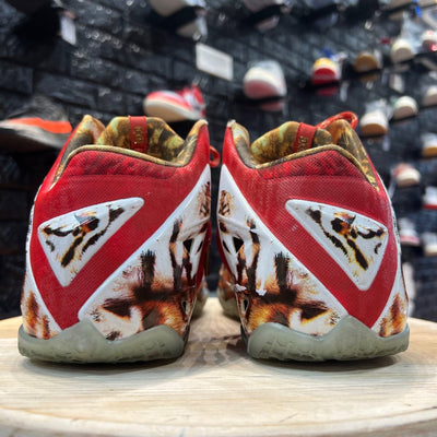 LeBron 11 '2K14' - Gently Enjoyed (Used) Men 8 No Box - Mid Sneaker - Jawns on Fire Sneakers & Streetwear